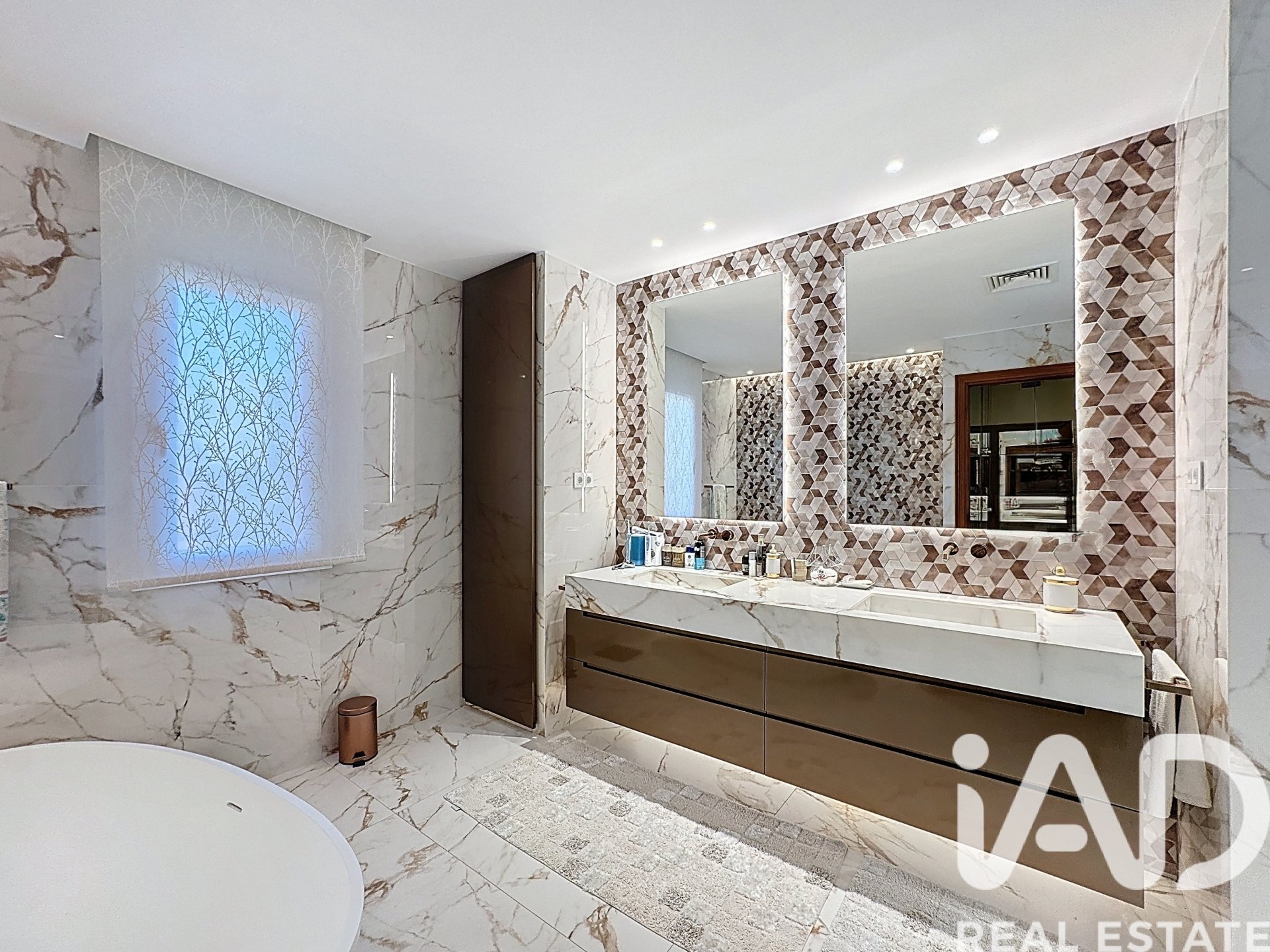 Talo Vilanova i la Geltru, Barcelona, Espanja 6 makuuhuonetta, 685 m2 No. 172788