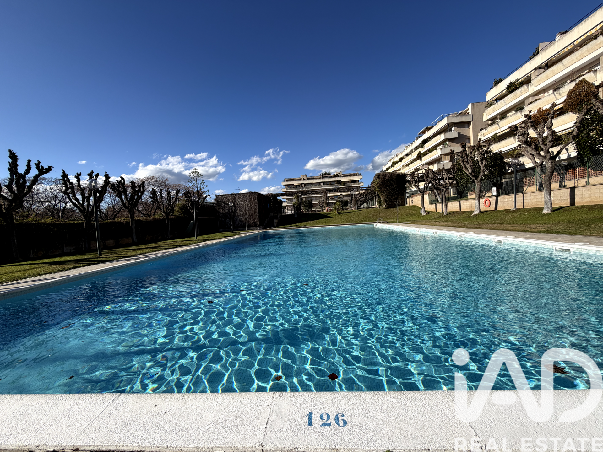 Kattohuoneisto Sant Andreu de Llavaneres, Barcelona, Espanja 2 makuuhuonetta, 160 m2 No. 172787