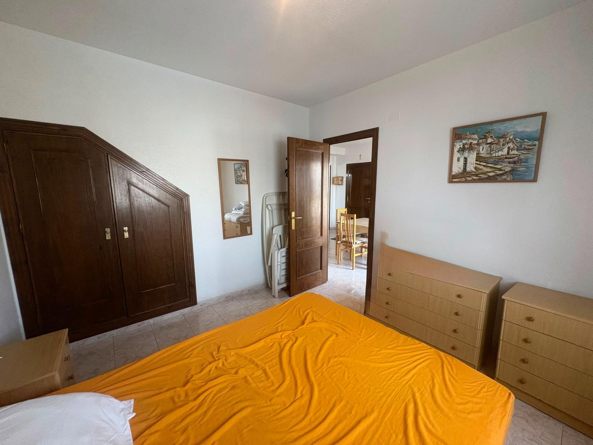 Apartment in Torrevieja, Alicante, Spain 1 bedroom, 82 sq.m. No. 194181