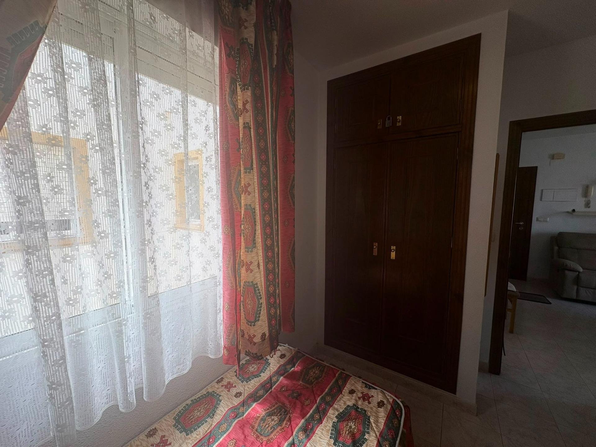 Apartment in Torrevieja, Alicante, Spain 1 bedroom, 82 sq.m. No. 194181
