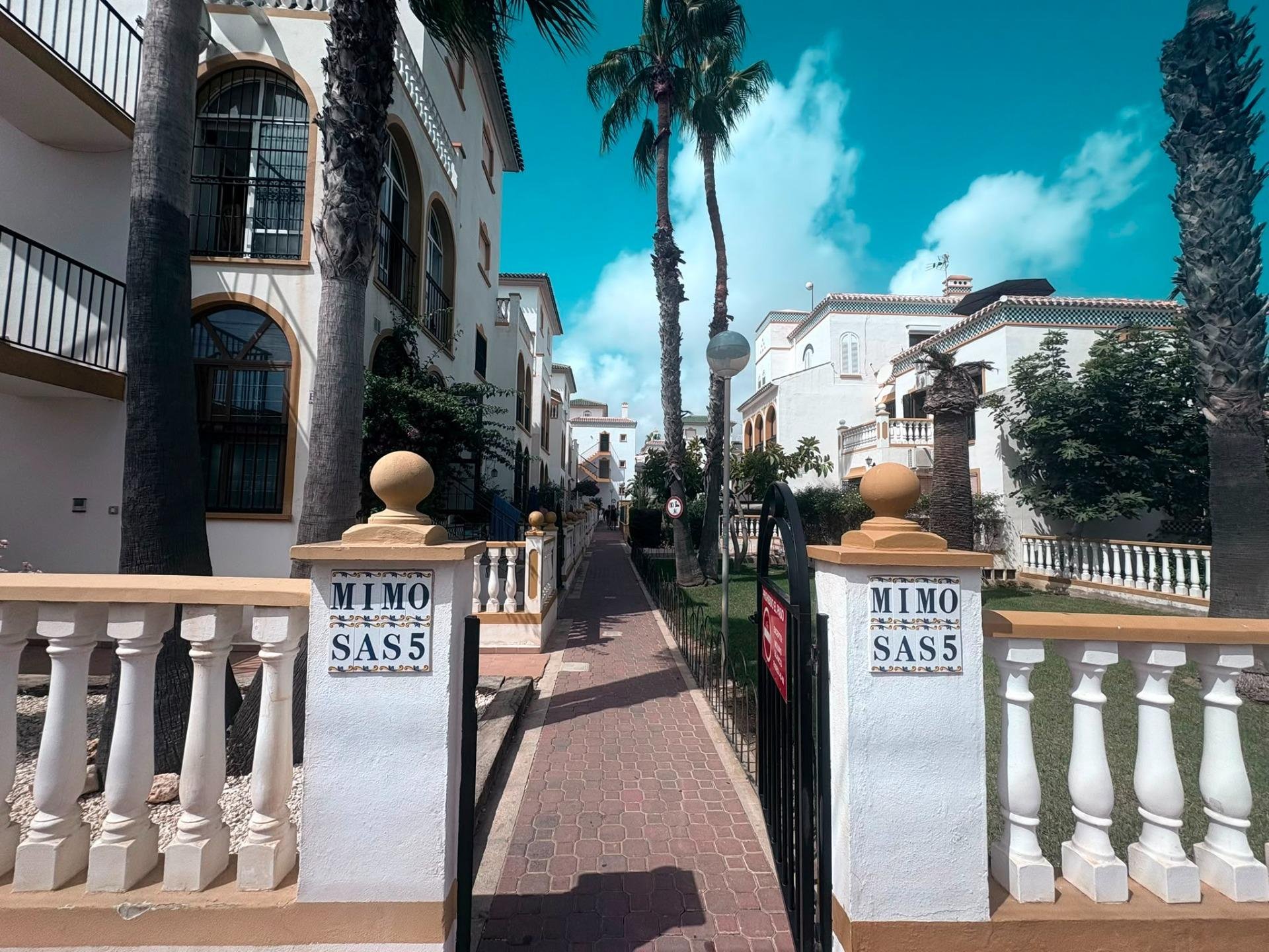 Apartment in Torrevieja, Alicante, Spain 1 bedroom, 82 sq.m. No. 194181