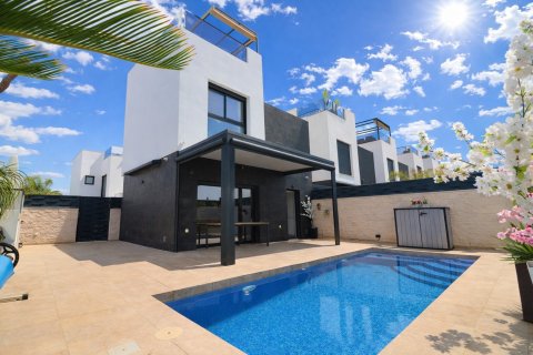 Kaupunkipientalo Alicante, Espanja 3 makuuhuonetta, 131 m2 No. 161053