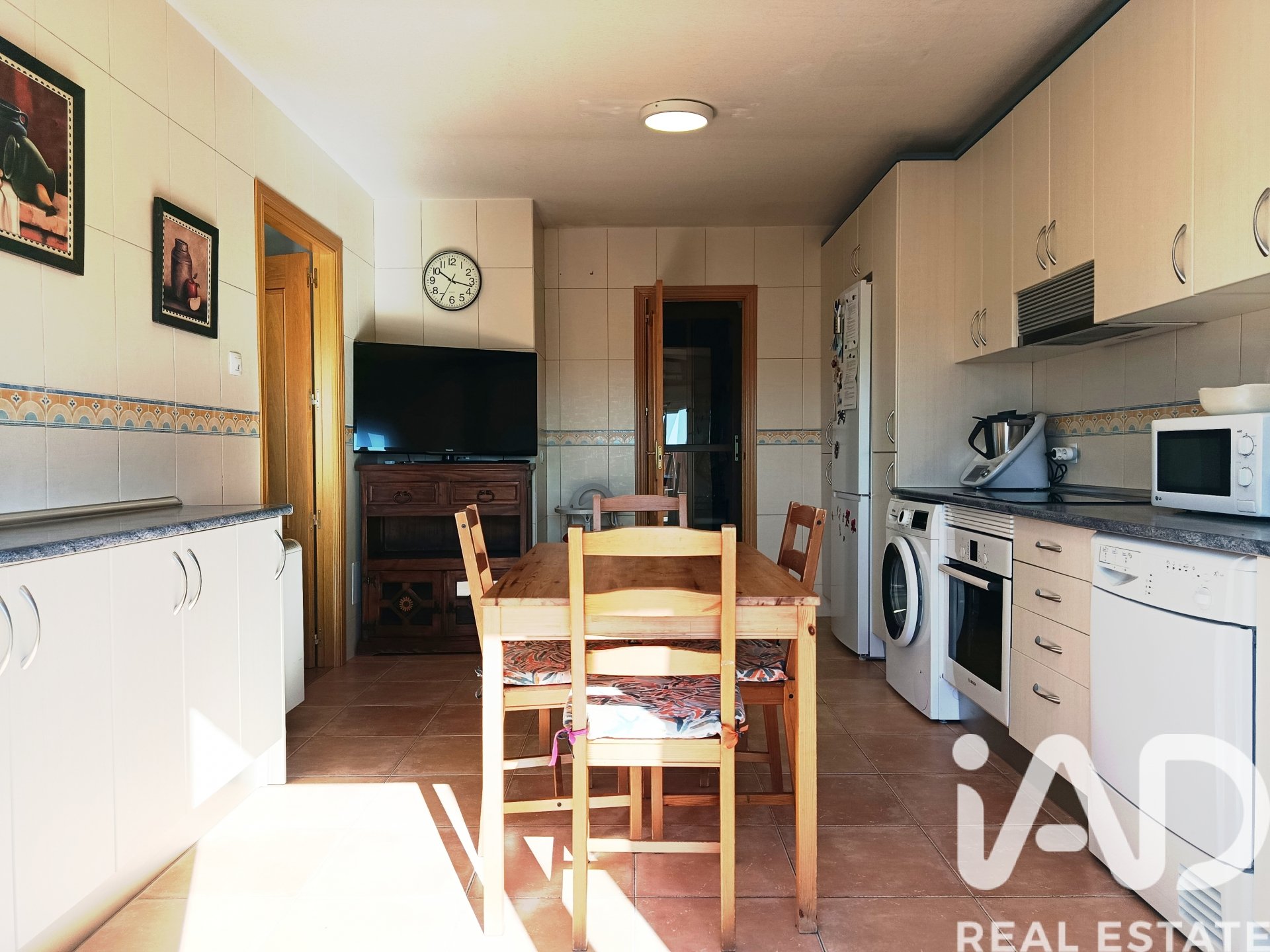 House in Meco, Madrid, Spanien 4 Schlafzimmer, 252 m2 Nr. 172697