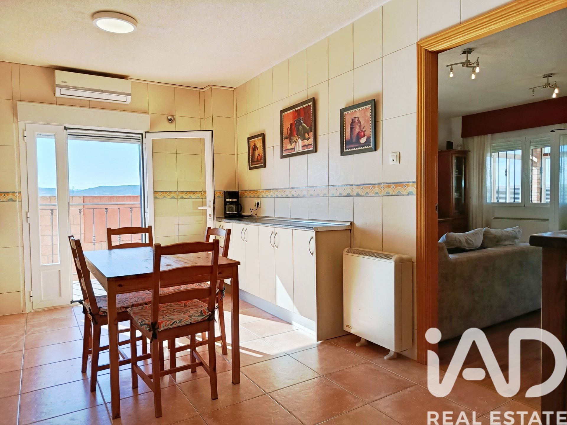 House in Meco, Madrid, Spanien 4 Schlafzimmer, 252 m2 Nr. 172697