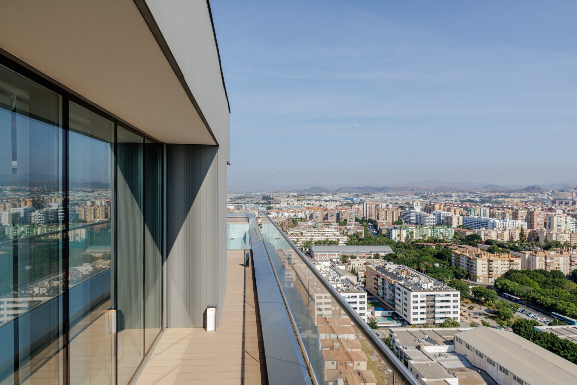 Apartamento en Málaga, España 4 dormitorios, 326 m2 No. 193088