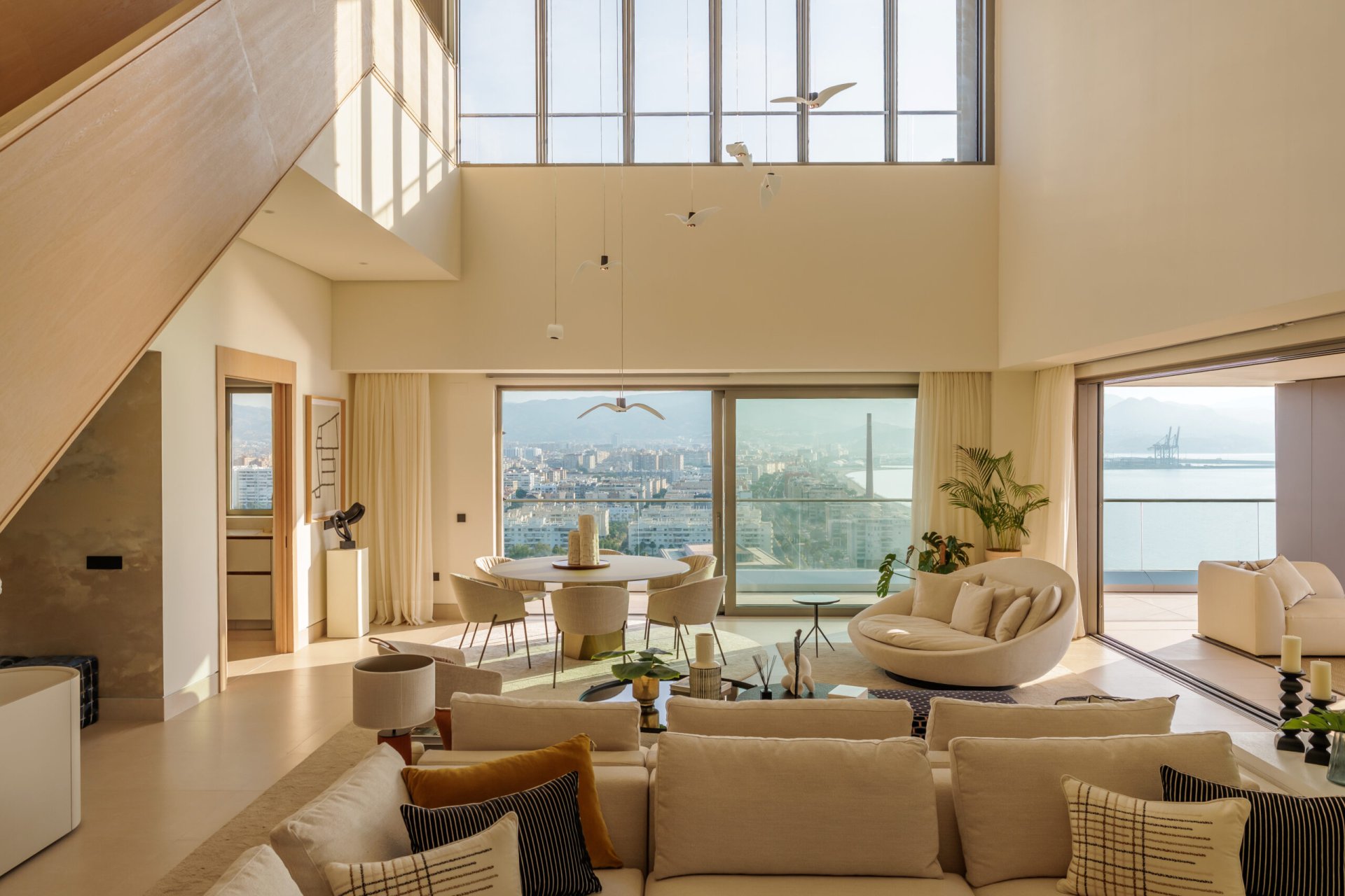 Apartamento en Málaga, España 4 dormitorios, 326 m2 No. 193088