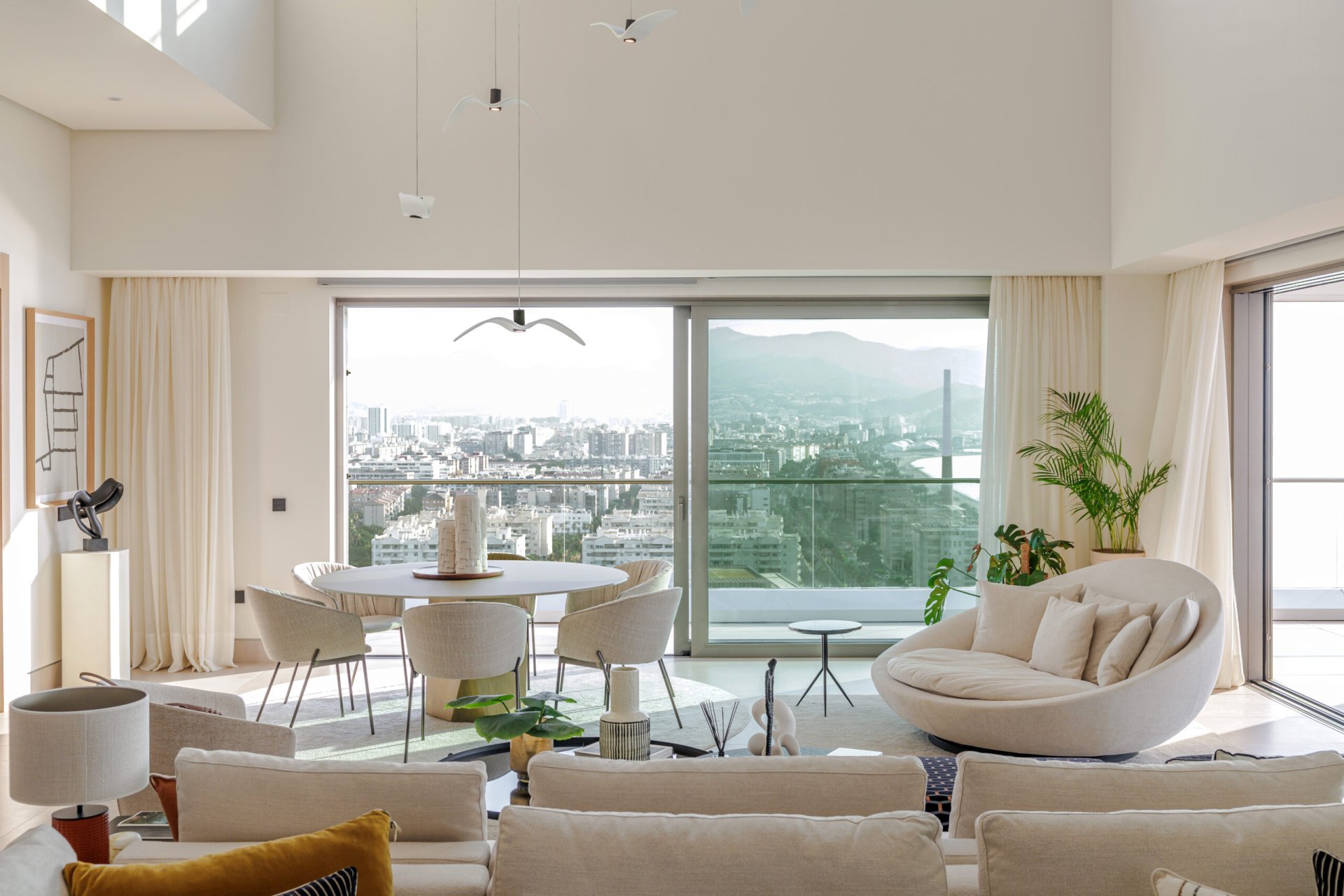 Apartamento en Málaga, España 4 dormitorios, 326 m2 No. 193088