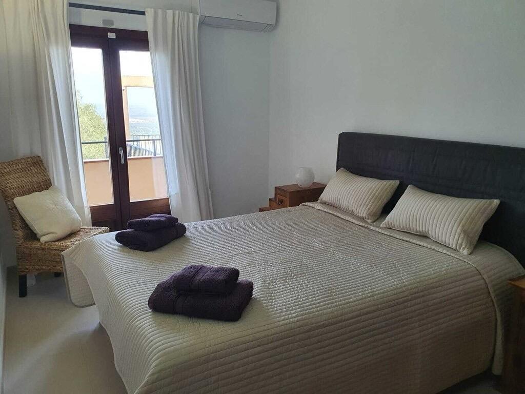 Finca in Puntiro, Mallorca, Spain 4 bedrooms, 757 sq.m. No. 52413