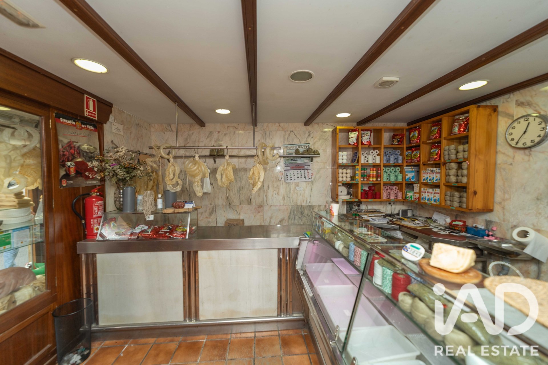 Commercial property à Leon, Espagne 535 m2 No. 196602