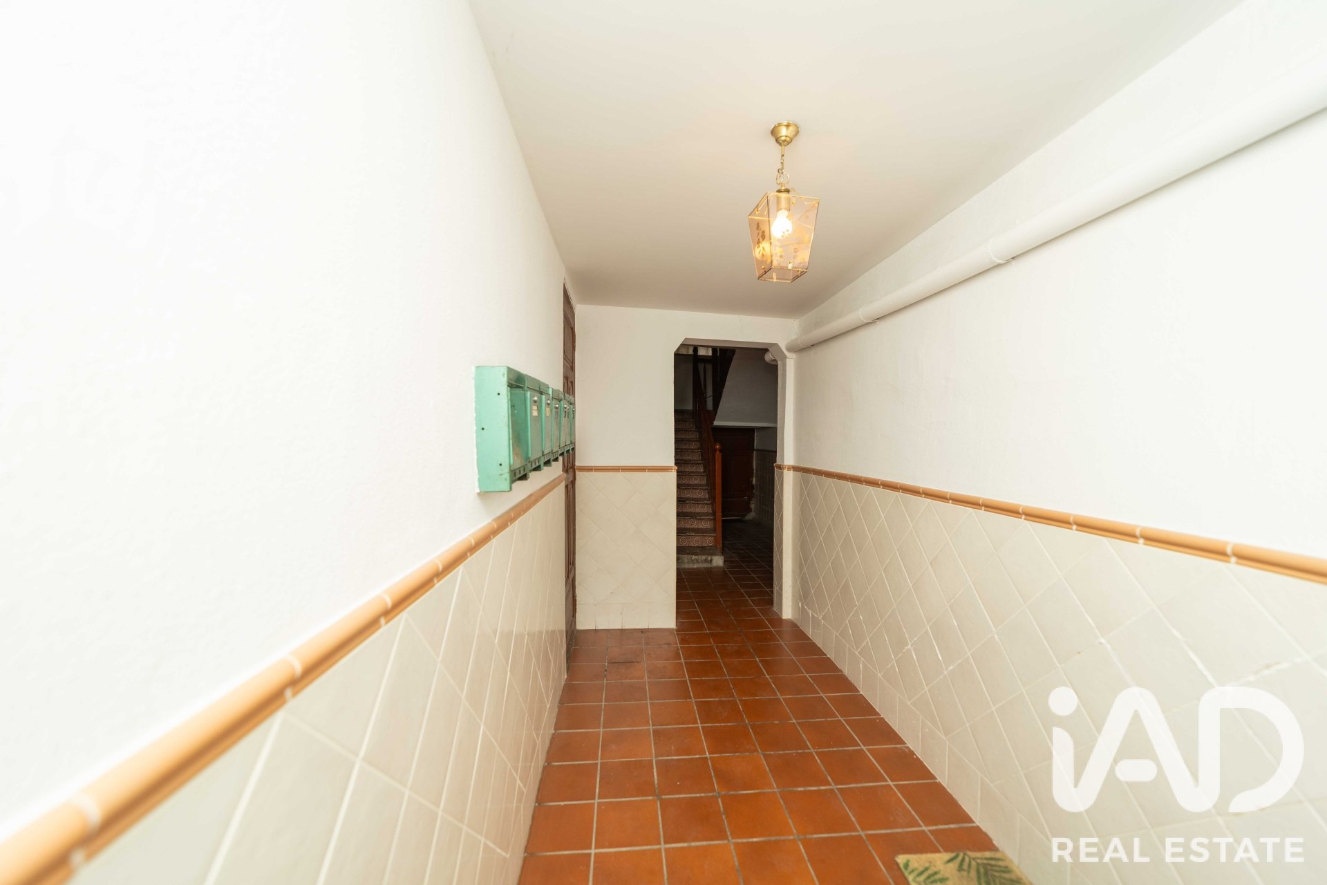 Commercial property à Leon, Espagne 535 m2 No. 196602