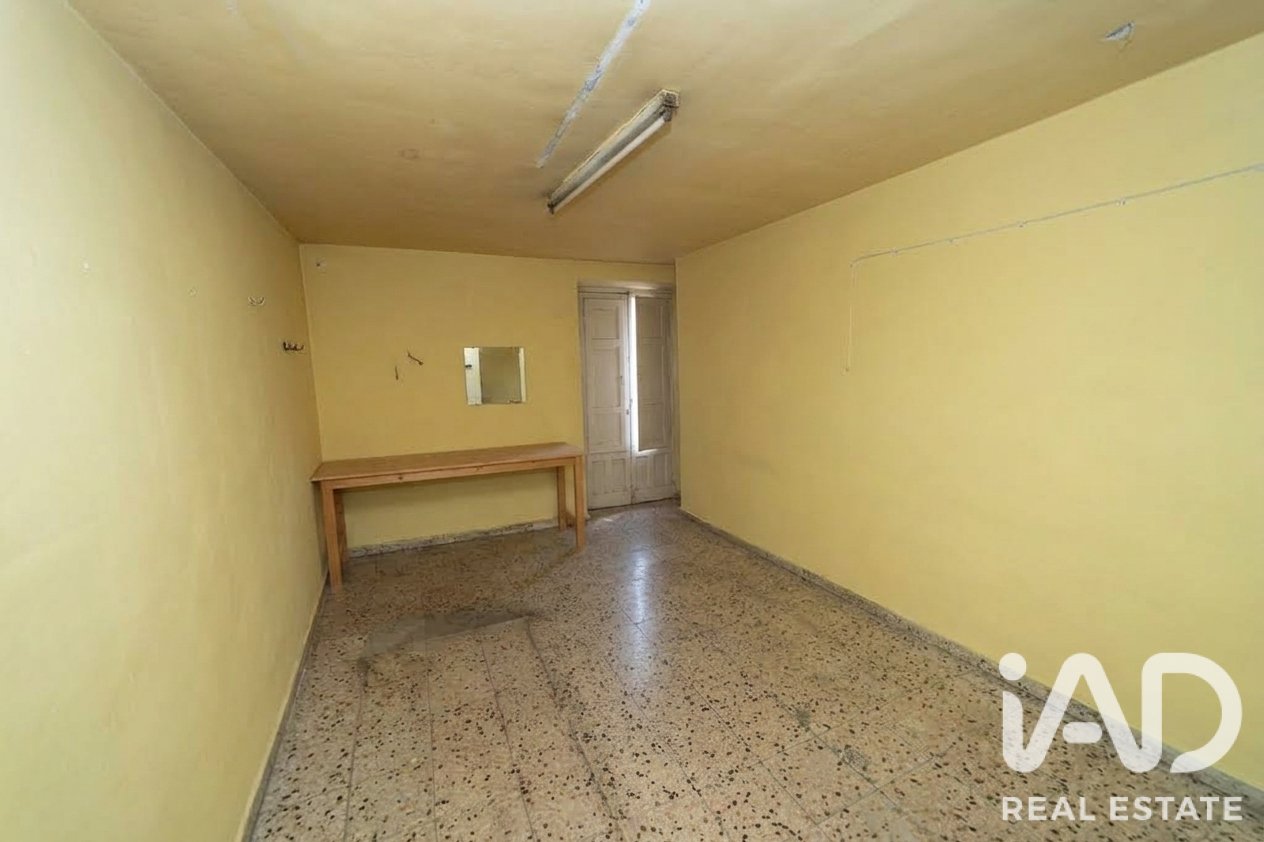 Commercial property à Leon, Espagne 535 m2 No. 196602