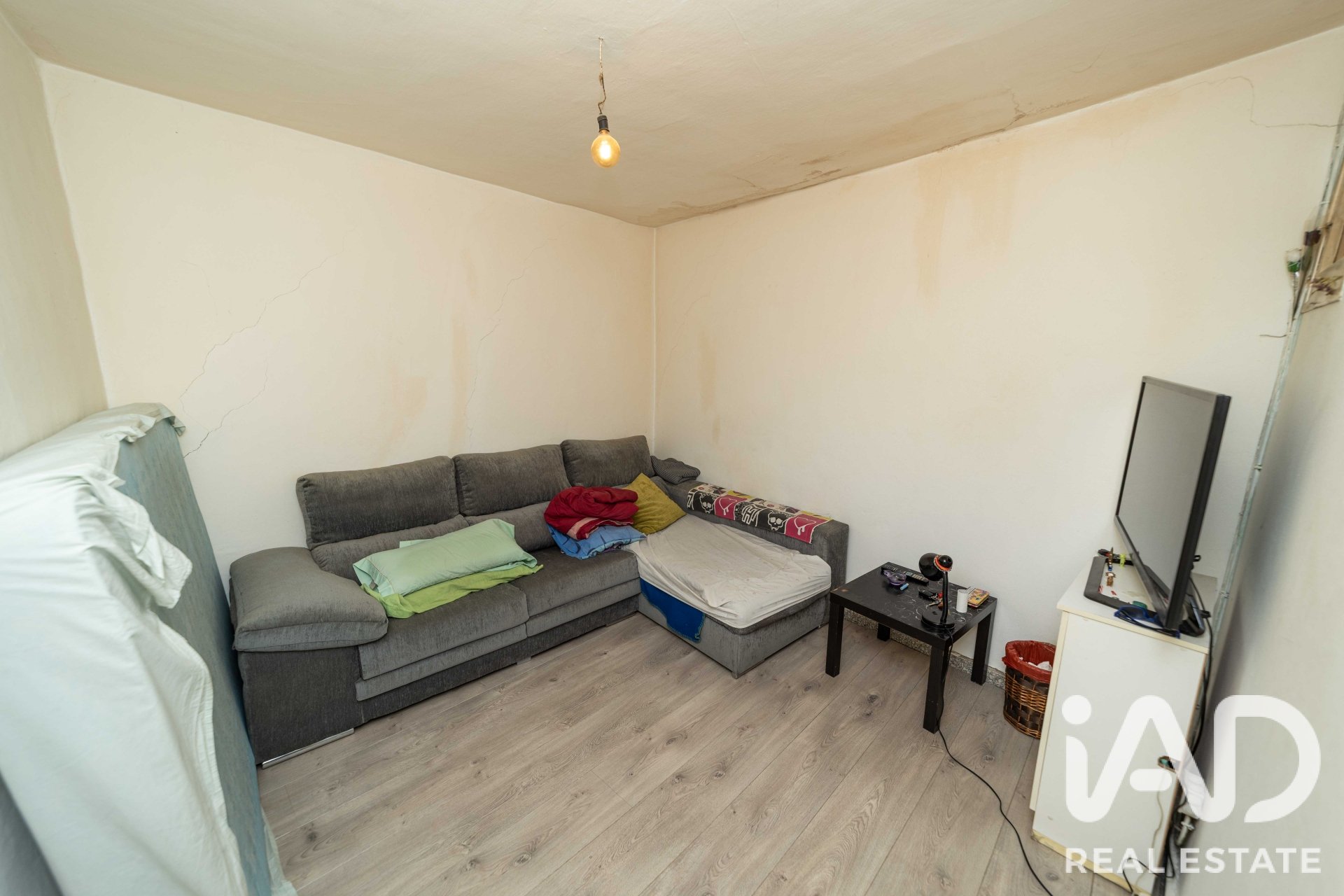 Commercial property à Leon, Espagne 535 m2 No. 196602