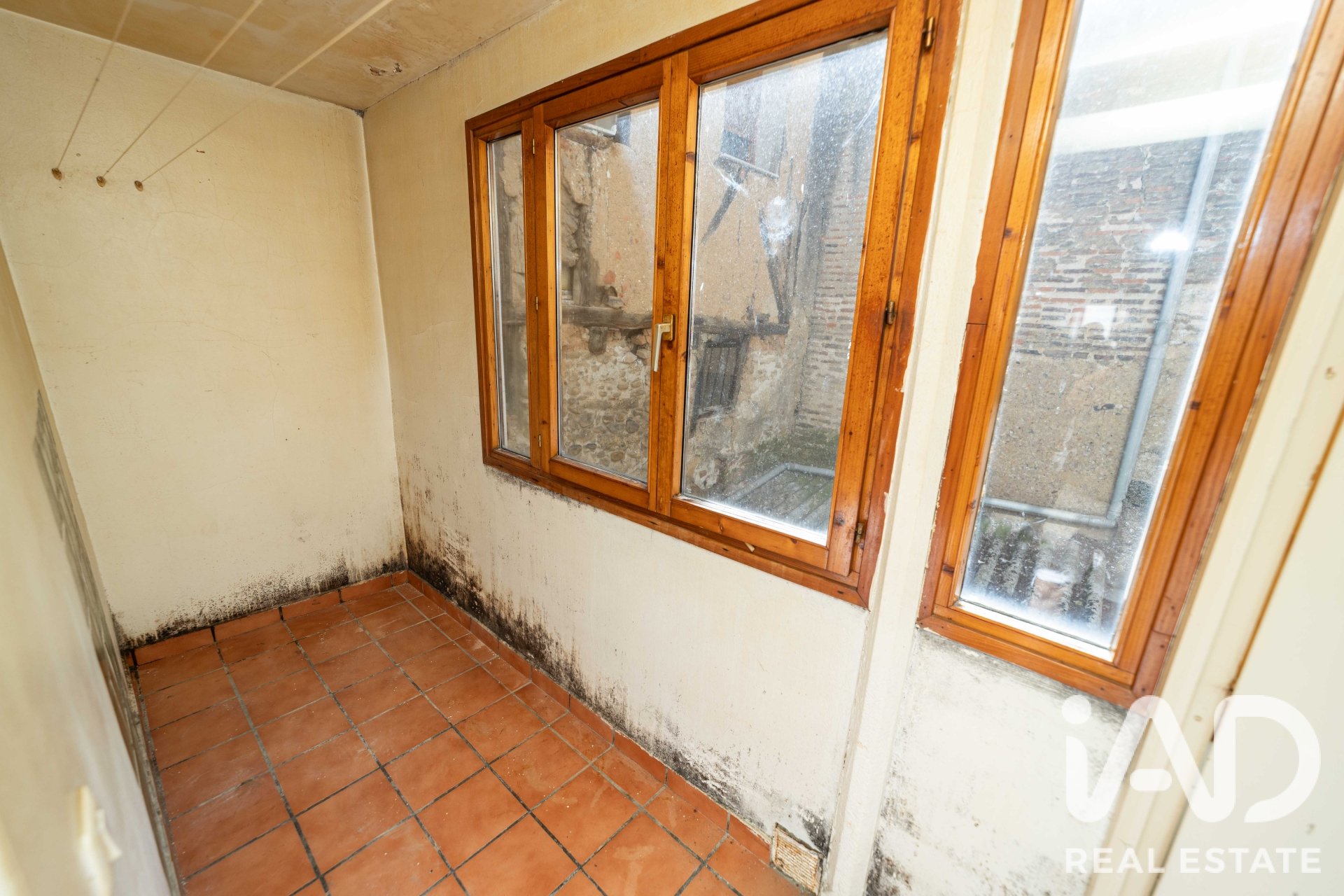 Commercial property à Leon, Espagne 535 m2 No. 196602