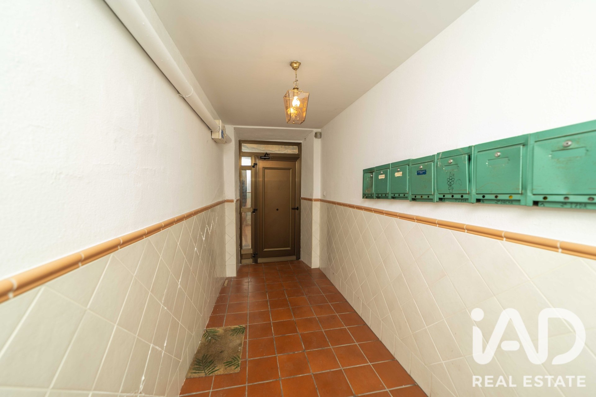 Commercial property à Leon, Espagne 535 m2 No. 196602