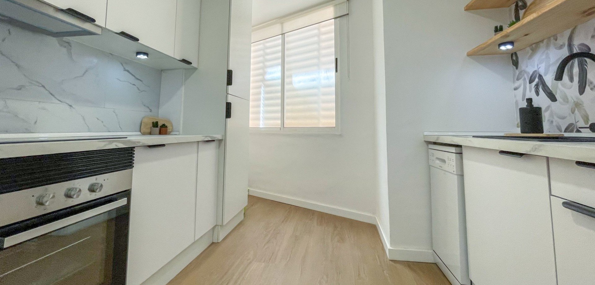 Apartamento en Alicante, España 3 dormitorios, 106 m2 No. 194895