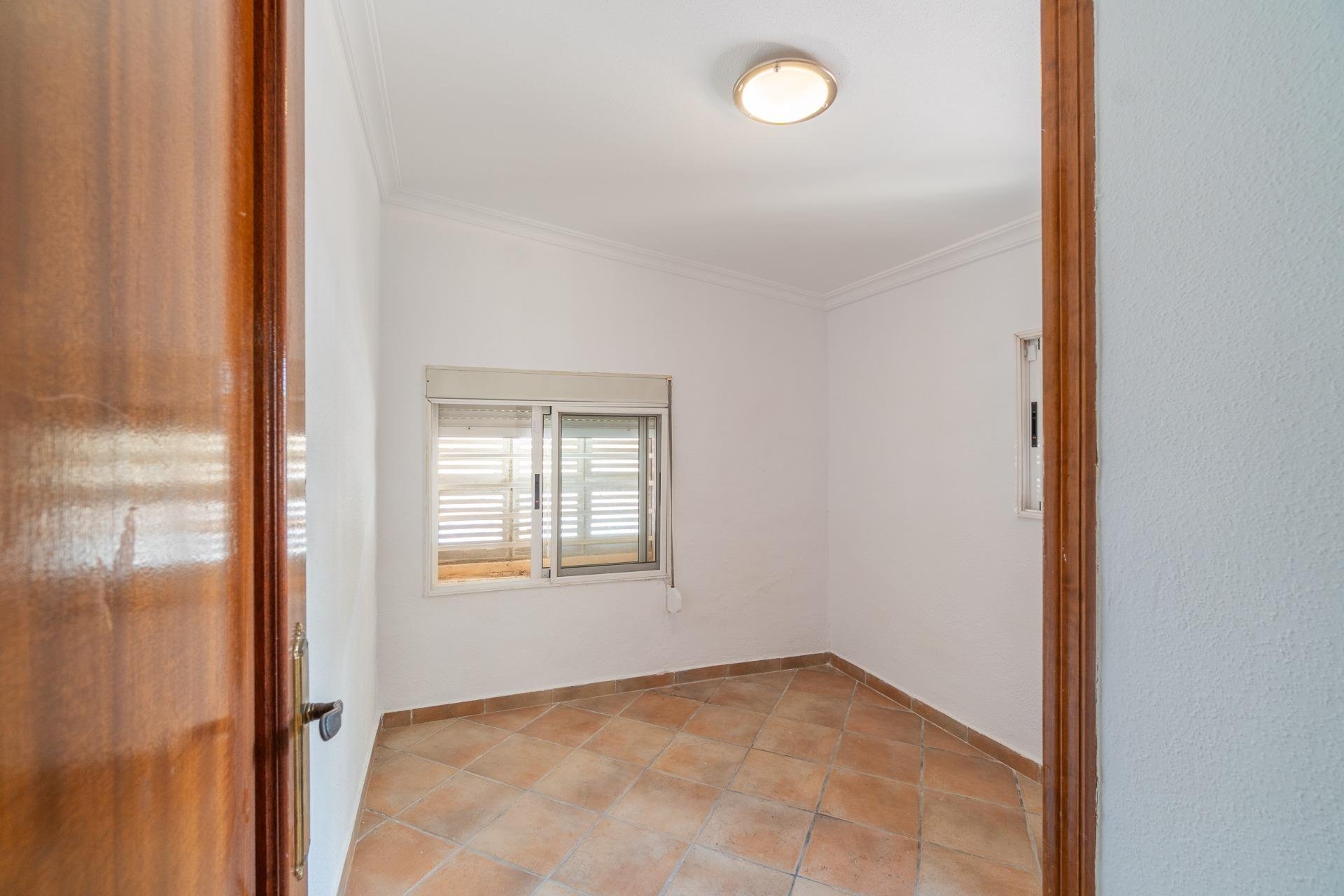 Villa Alicante, Spānijā 4 istabas, 309 m2 Nr. 156071
