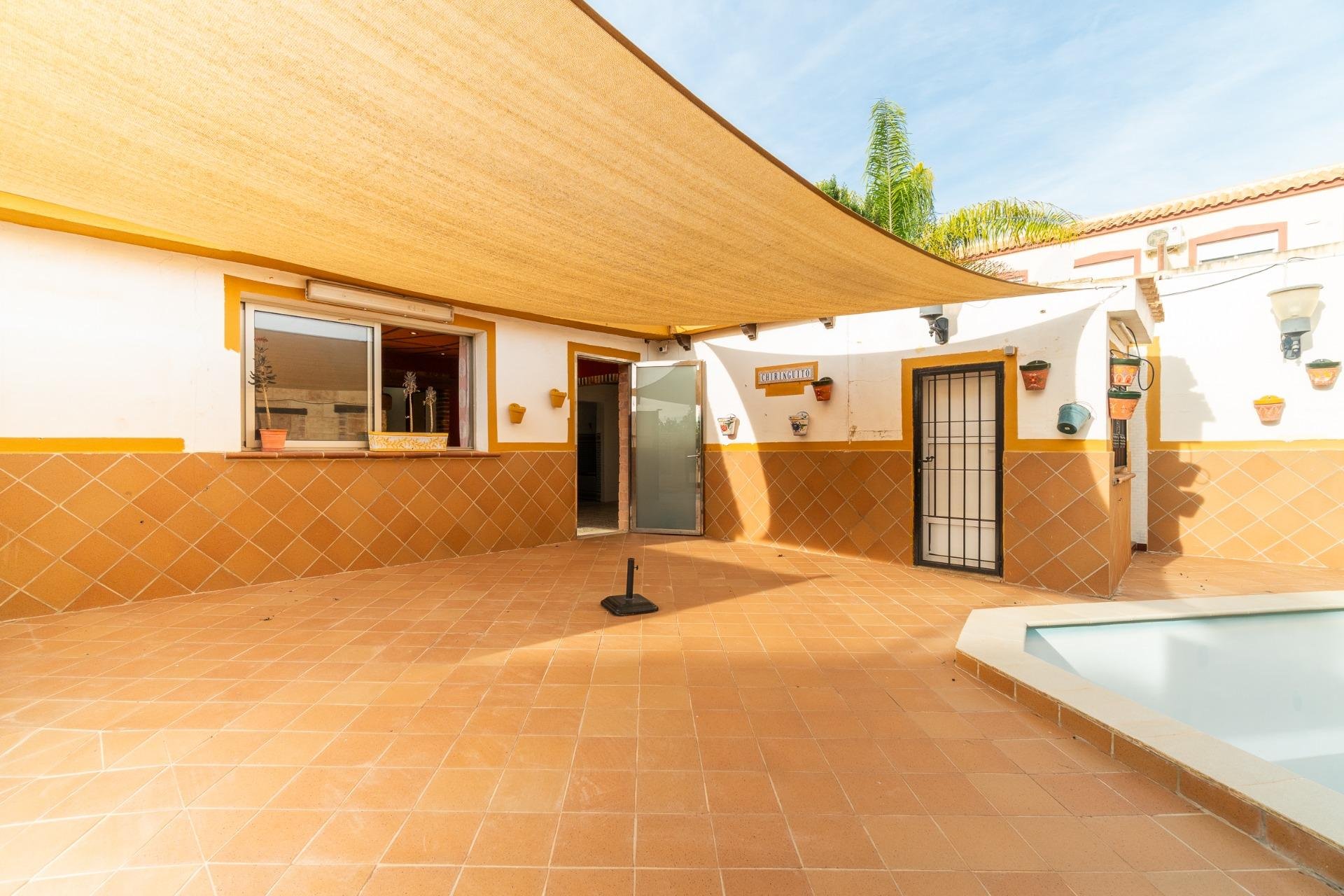 Villa Alicante, Spānijā 4 istabas, 309 m2 Nr. 156071
