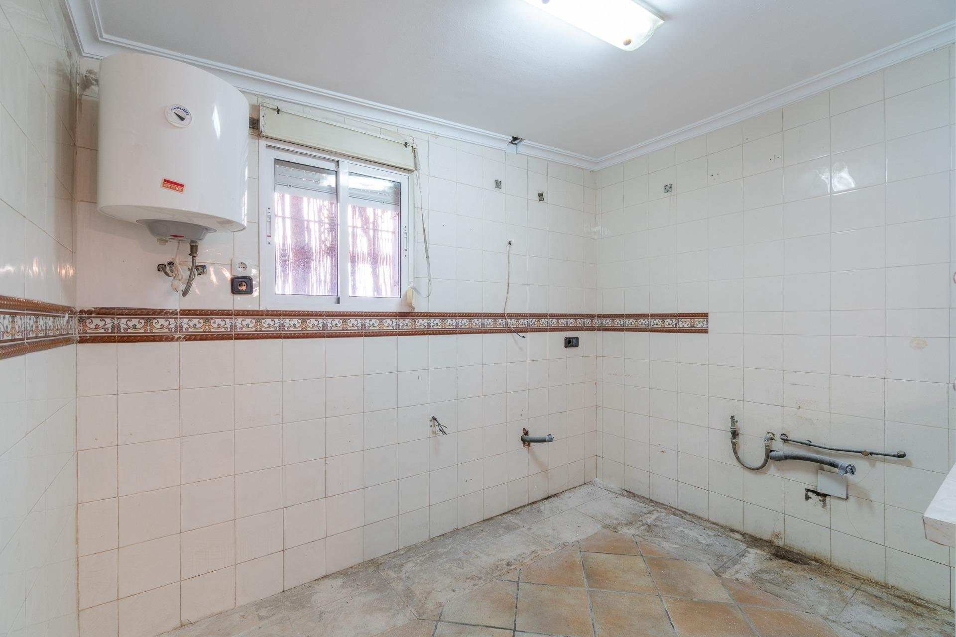 Villa Alicante, Spānijā 4 istabas, 309 m2 Nr. 156071