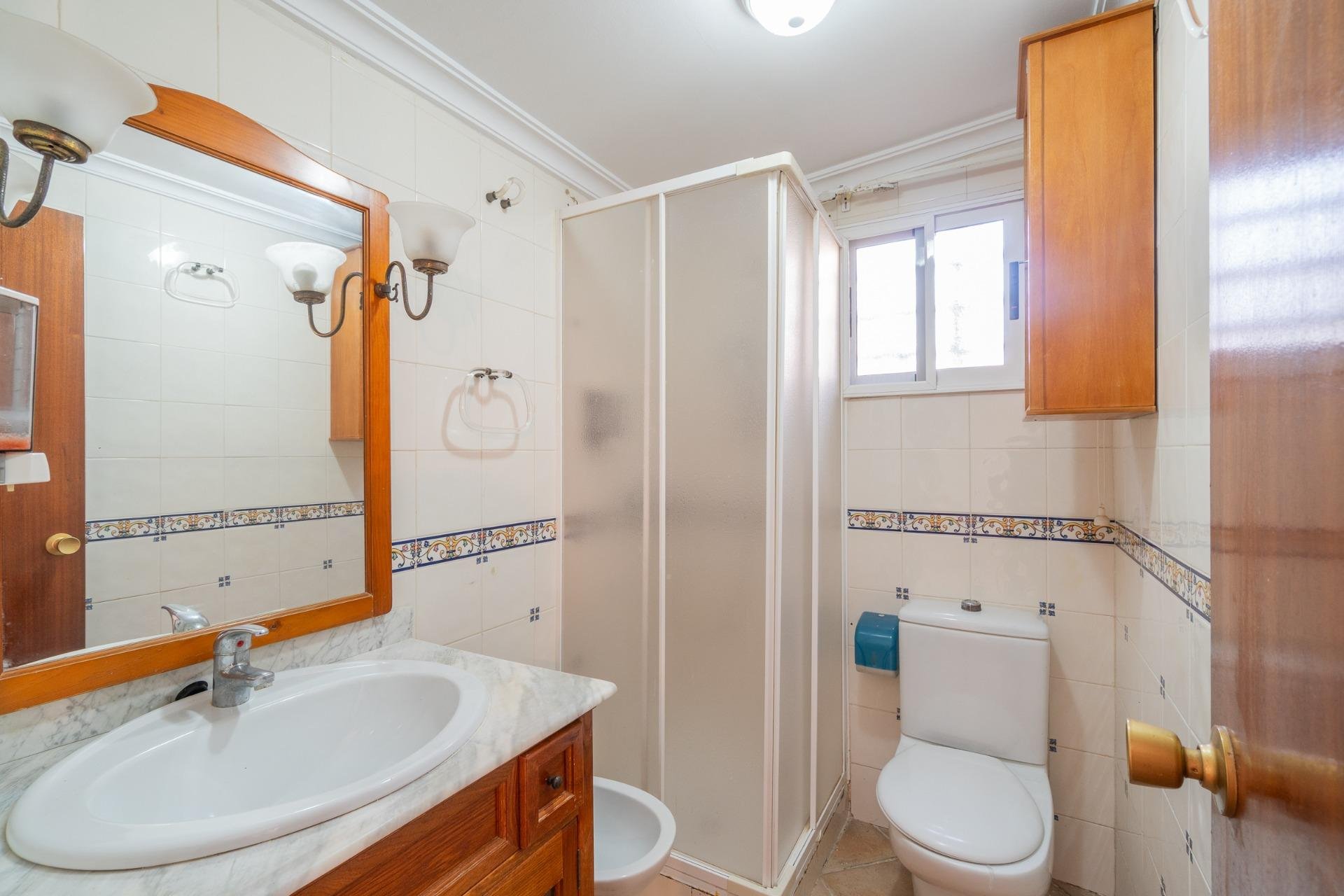 Villa Alicante, Spānijā 4 istabas, 309 m2 Nr. 156071