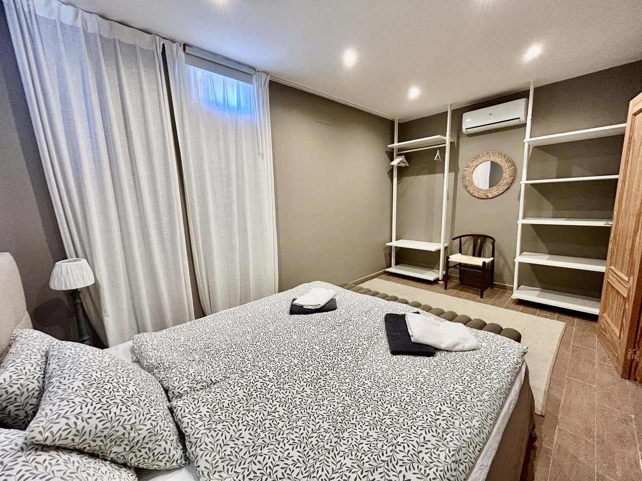 Huvila La Zenia, Alicante, Espanja 5 makuuhuonetta, 238 m2 No. 190118