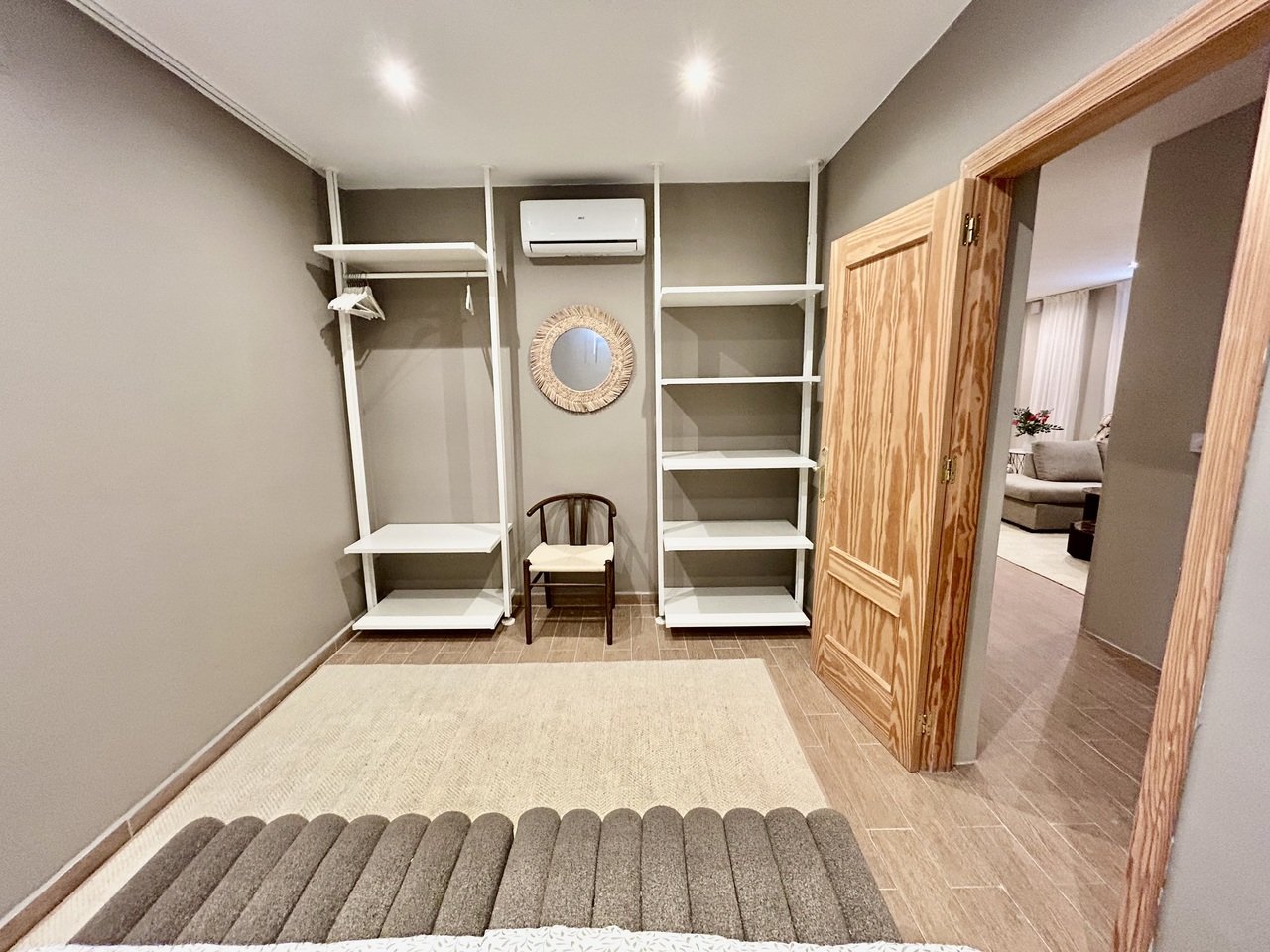 Huvila La Zenia, Alicante, Espanja 5 makuuhuonetta, 238 m2 No. 190118