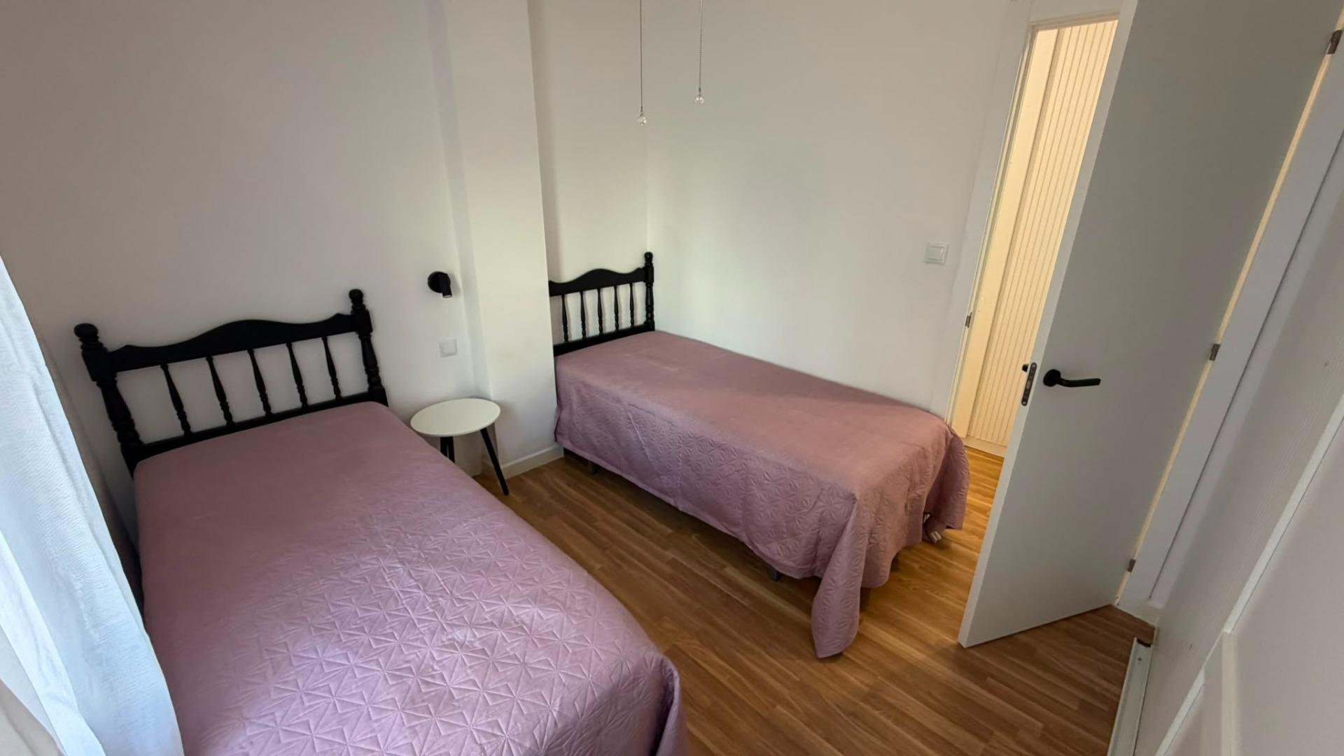 Apartamento en Torrevieja, Alicante, España 3 dormitorios, 99 m2 No. 190122