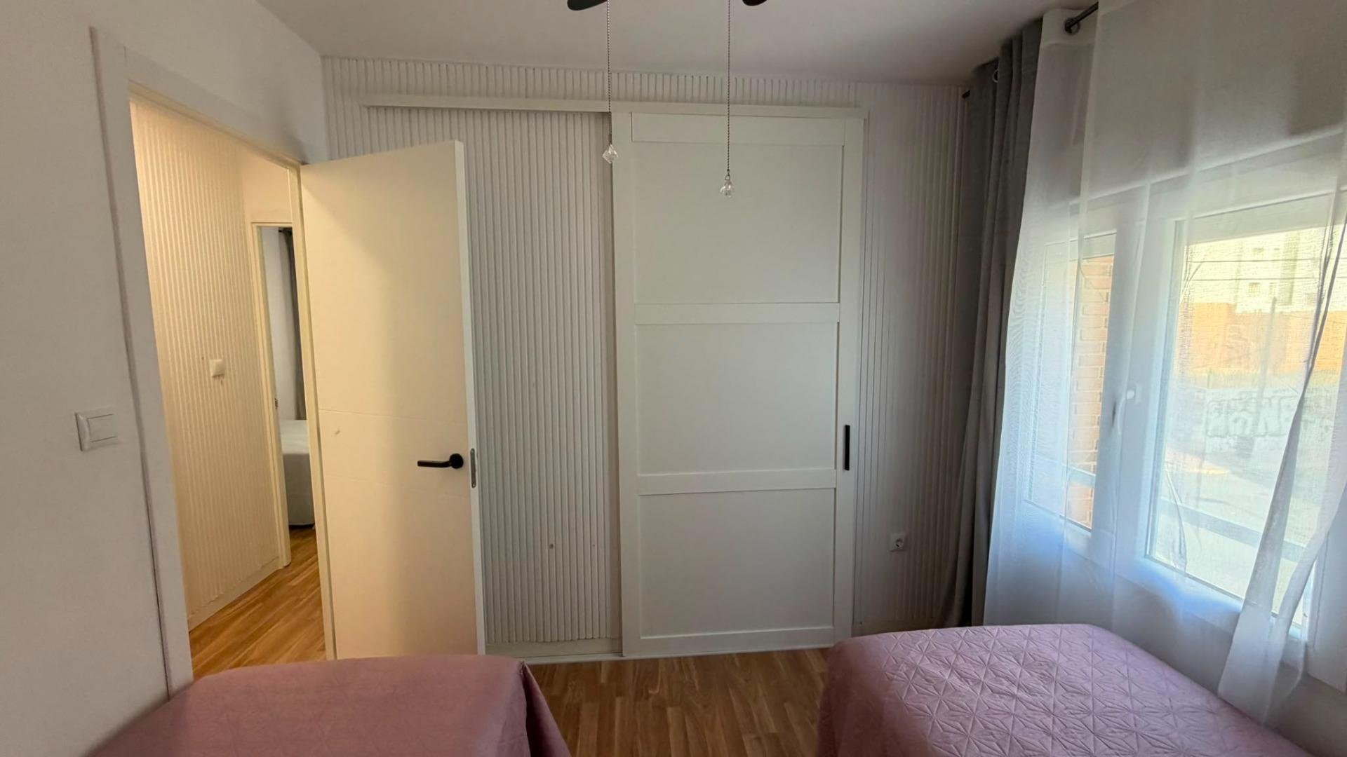 Apartamento en Torrevieja, Alicante, España 3 dormitorios, 99 m2 No. 190122