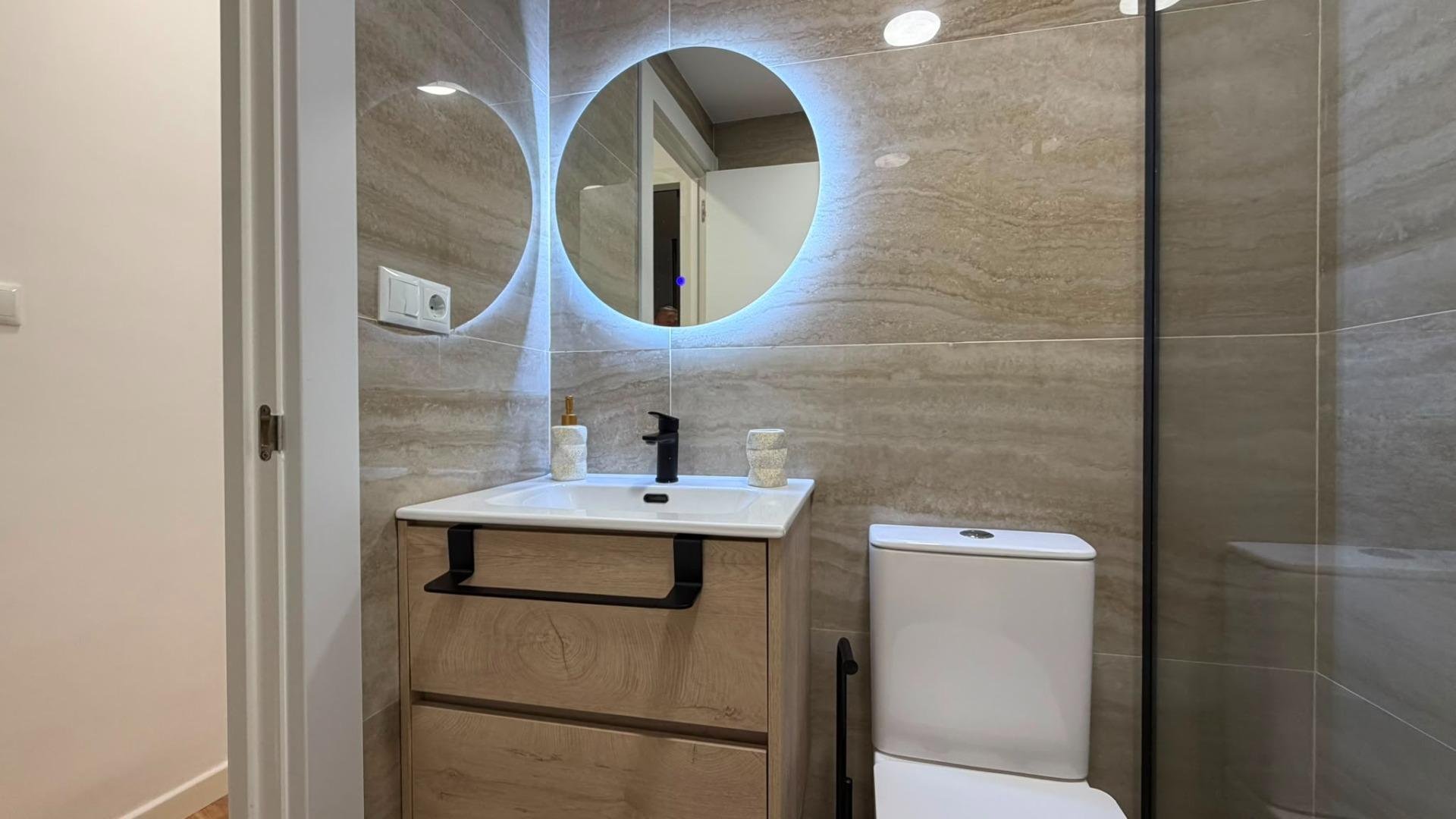 Apartamento en Torrevieja, Alicante, España 3 dormitorios, 99 m2 No. 190122