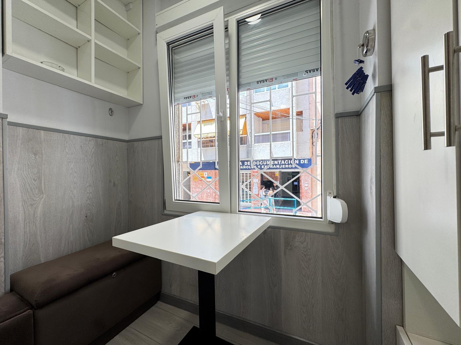 Appartamento a Torrevieja, Alicante, Spagna 2 camere da letto, 65 mq. N° 182846