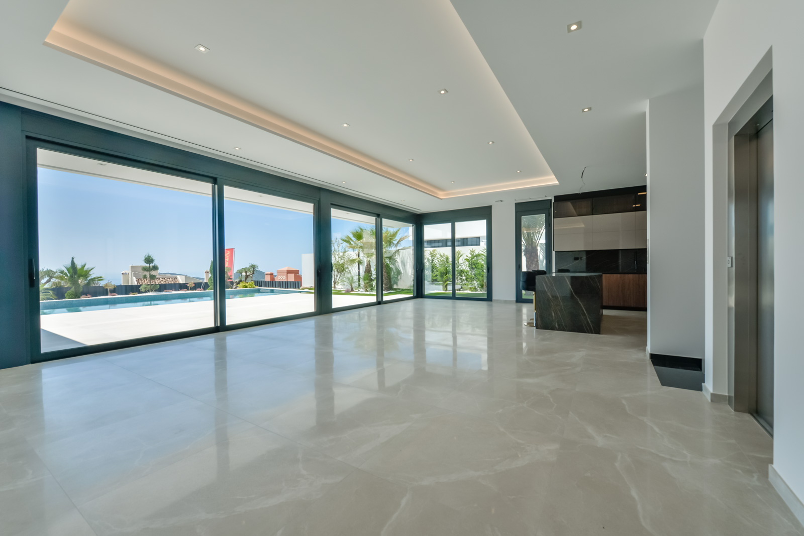Villa a Finestrat, Alicante, Spagna 8 camere da letto, 998 mq. N° 156612