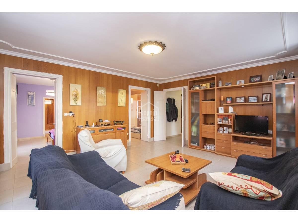 Townhouse in Es Castell, Menorca, Spain 6 bedrooms, 288 sq.m. No. 65301