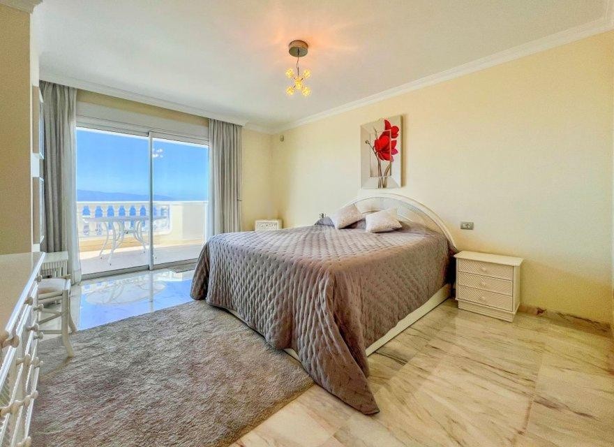Apartamento en Tenerife, España 2 dormitorios, 125 m2 No. 194724
