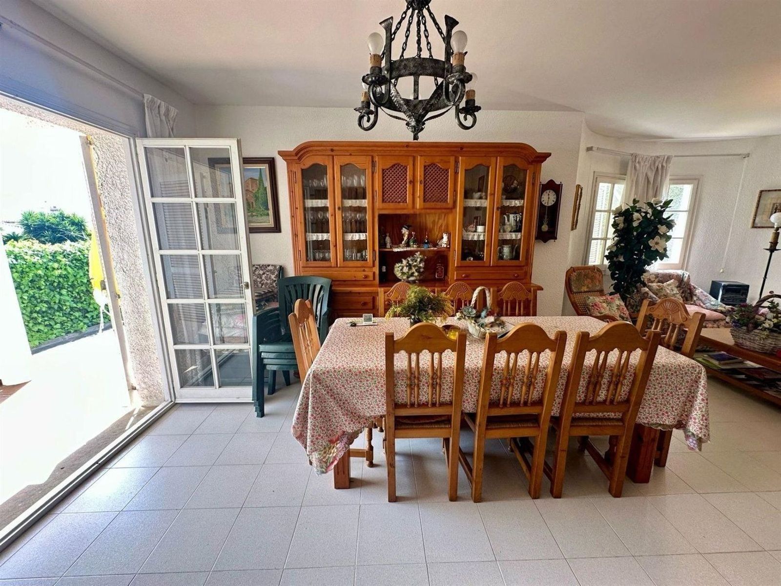 Hus i Coma-Ruga, Tarragona, Spanien 4 sovrum, 236 kvm. Nr. 166747