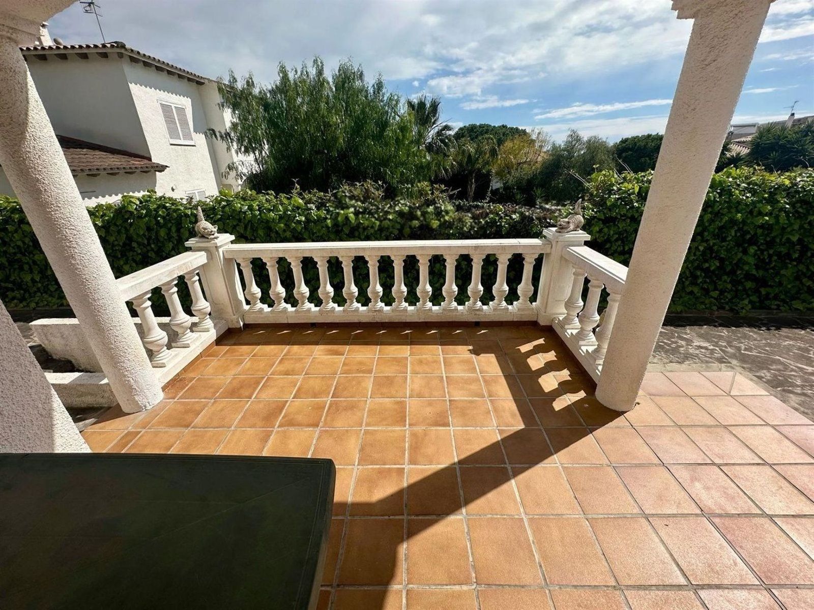 Hus i Coma-Ruga, Tarragona, Spanien 4 sovrum, 236 kvm. Nr. 166747