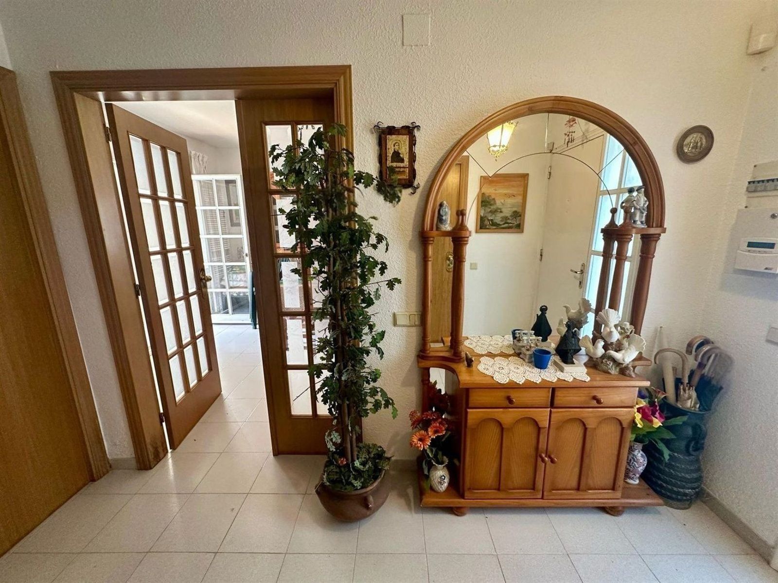 Hus i Coma-Ruga, Tarragona, Spanien 4 sovrum, 236 kvm. Nr. 166747