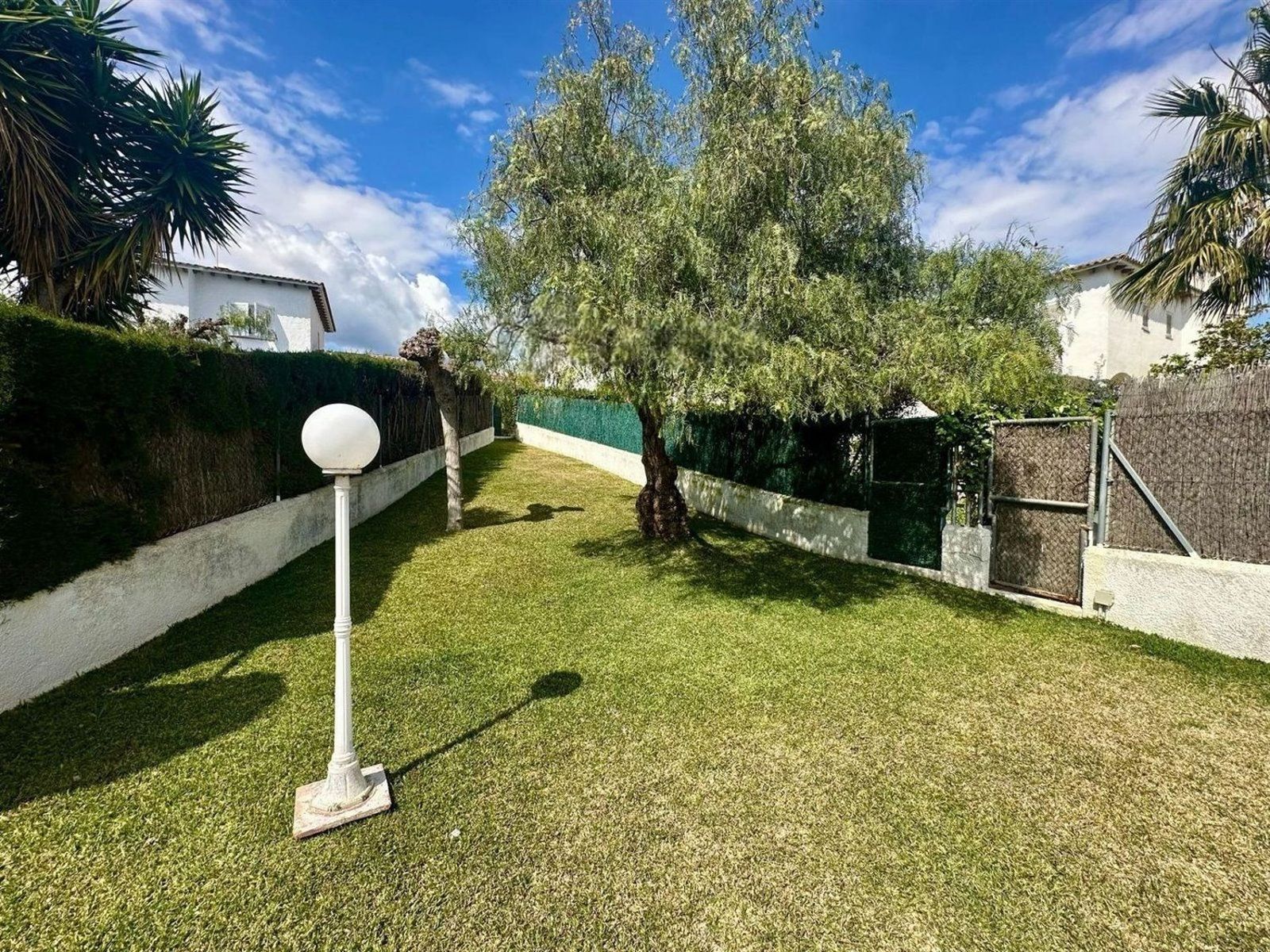 Hus i Coma-Ruga, Tarragona, Spanien 4 sovrum, 236 kvm. Nr. 166747