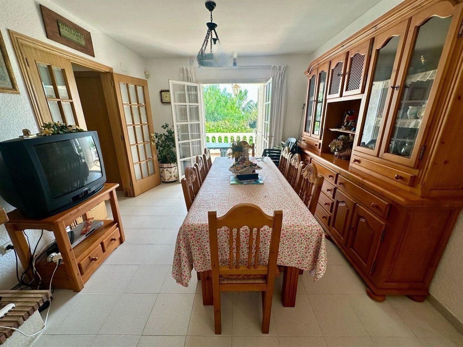 Hus i Coma-Ruga, Tarragona, Spanien 4 sovrum, 236 kvm. Nr. 166747
