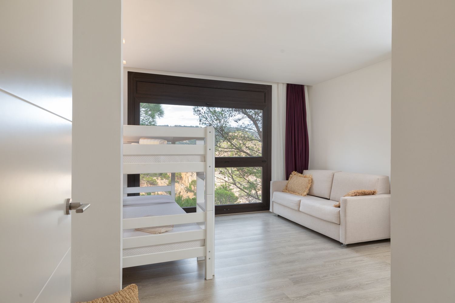 Talo Begur, Girona, Espanja 4 makuuhuonetta, 276 m2 No. 166743
