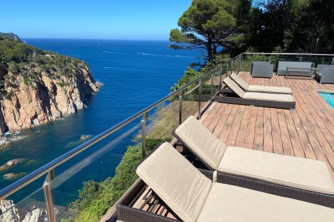 Hus i Begur, Girona, Spanien 4 sovrum, 276 kvm. Nr. 166743