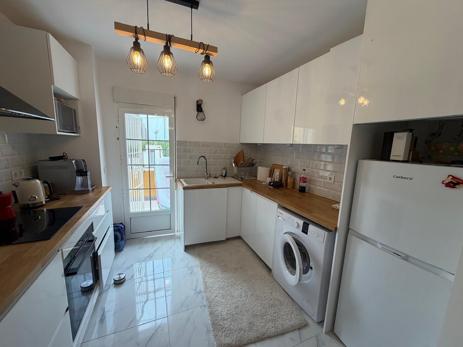 Bungalow in Torrevieja, Alicante, Spain 3 bedrooms, 85 sq.m. No. 186924