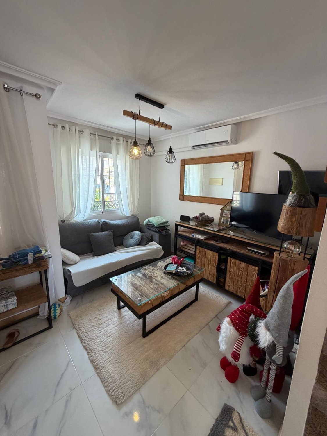 Bungalow in Torrevieja, Alicante, Spain 3 bedrooms, 85 sq.m. No. 186924