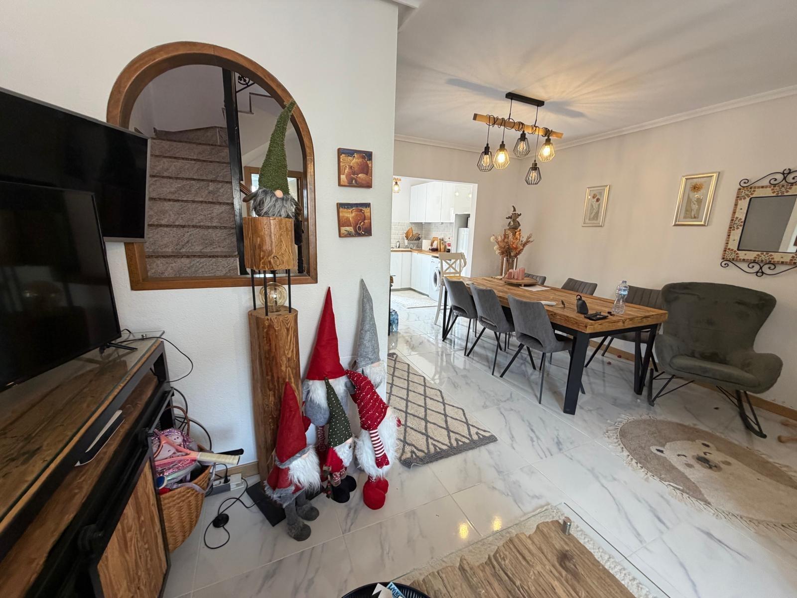 Bungalow in Torrevieja, Alicante, Spain 3 bedrooms, 85 sq.m. No. 186924