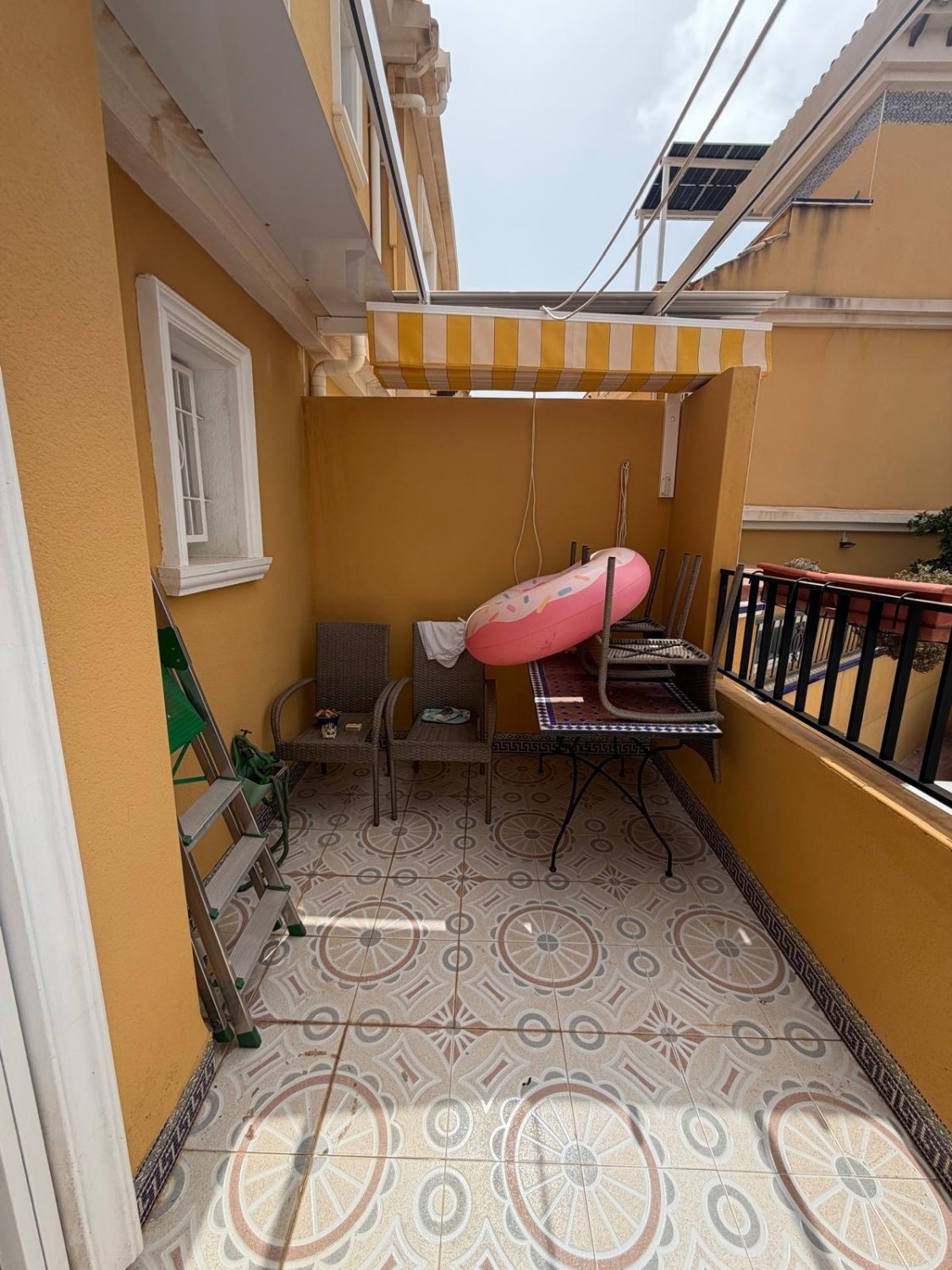 Bungalow in Torrevieja, Alicante, Spain 3 bedrooms, 85 sq.m. No. 186924
