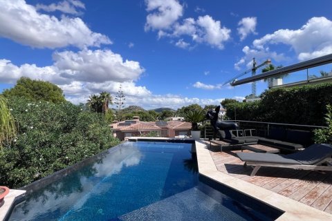 Villa in Nova Santa Ponsa, Mallorca, Spain 2 bedrooms, 352 sq.m. No. 138180
