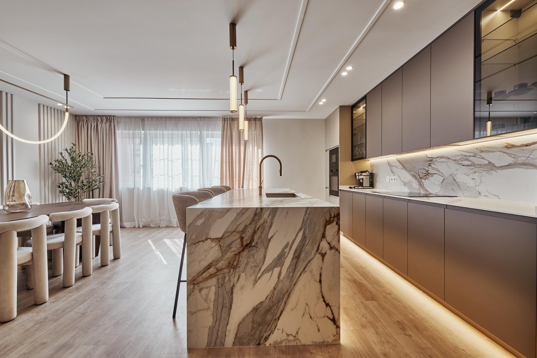 Huvila Madrid, Espanja 3 makuuhuonetta, 162 m2 No. 179953