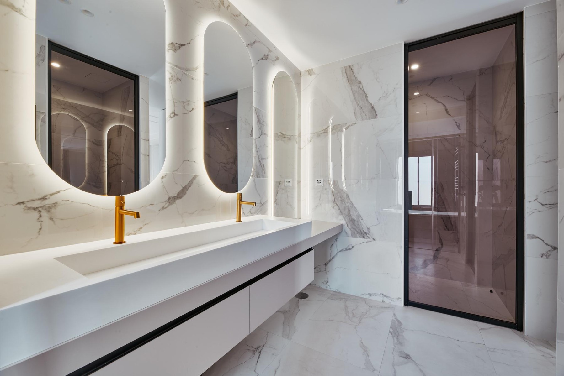 Huvila Madrid, Espanja 3 makuuhuonetta, 162 m2 No. 179953