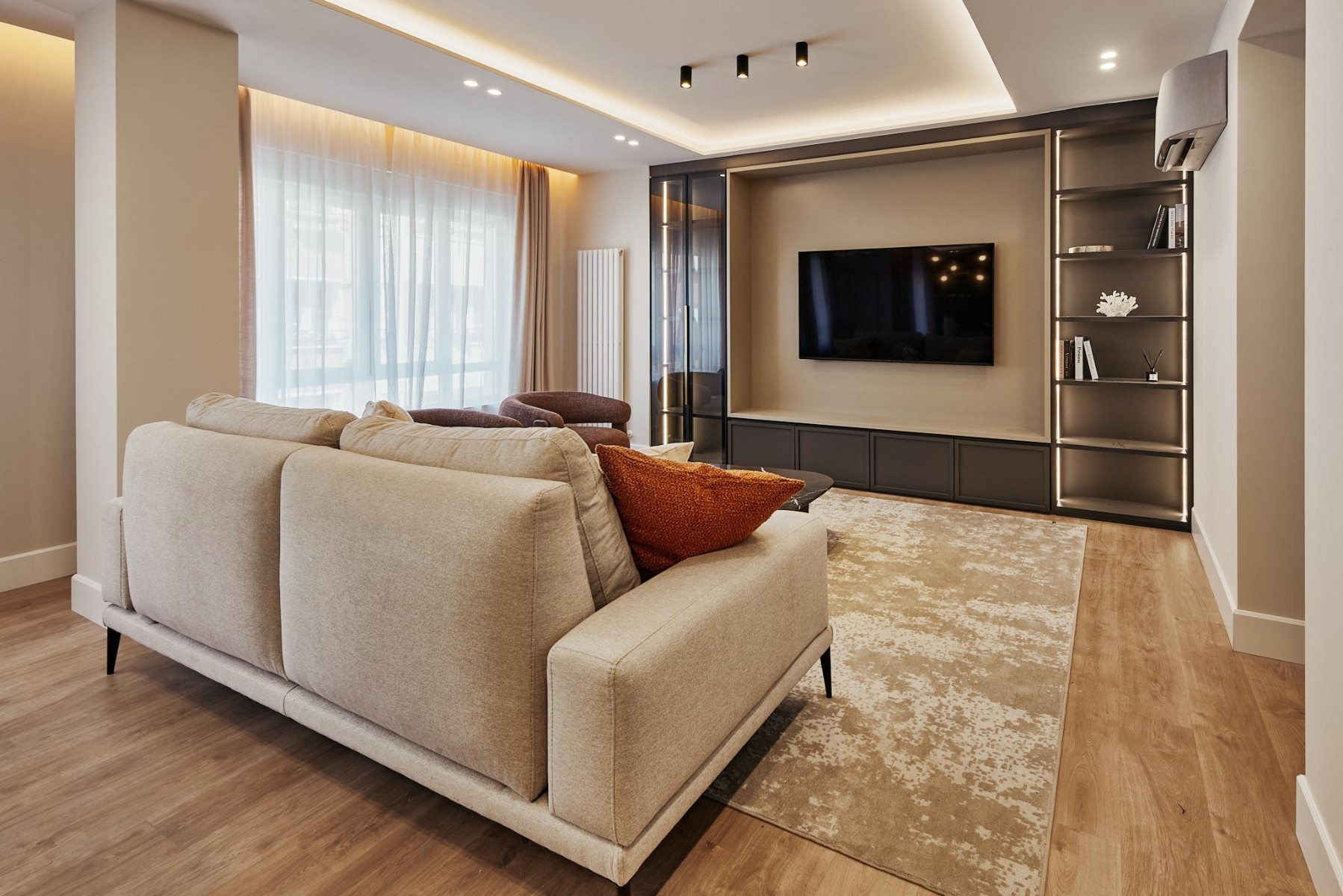 Villa à Madrid, Espagne 3 chambres, 146 m2 No. 179951