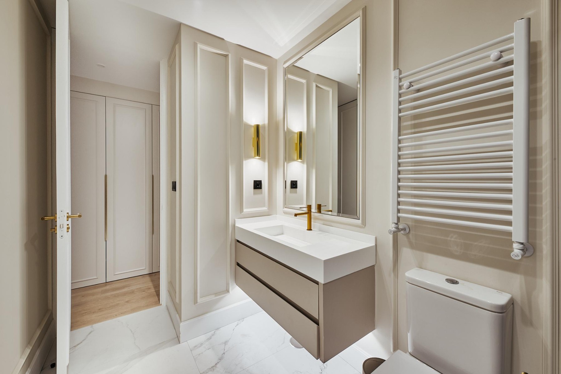 Villa à Madrid, Espagne 3 chambres, 146 m2 No. 179951