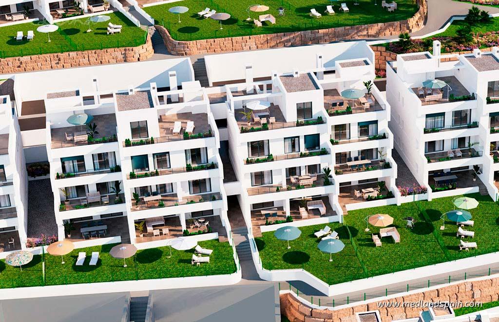 Apartment à Estepona, Malaga, Espagne 2 chambres, 135 m2 No. 181835