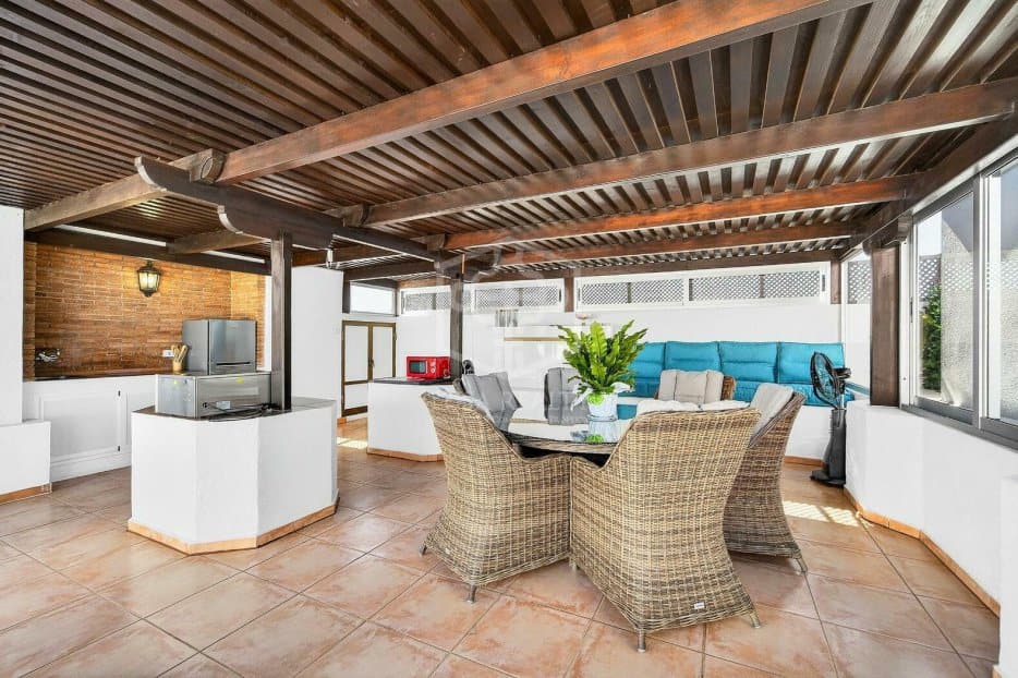 Appartamento a Adeje, Tenerife, Spagna 3 camere da letto, 495 mq. N° 154458